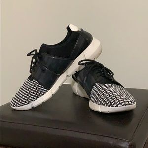 Calvin Klein slip on sneakers. Great condition! ☺️